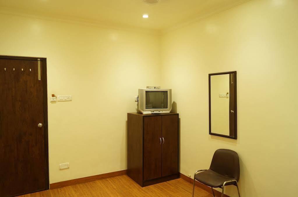 Kumkum Hotel Mumbai