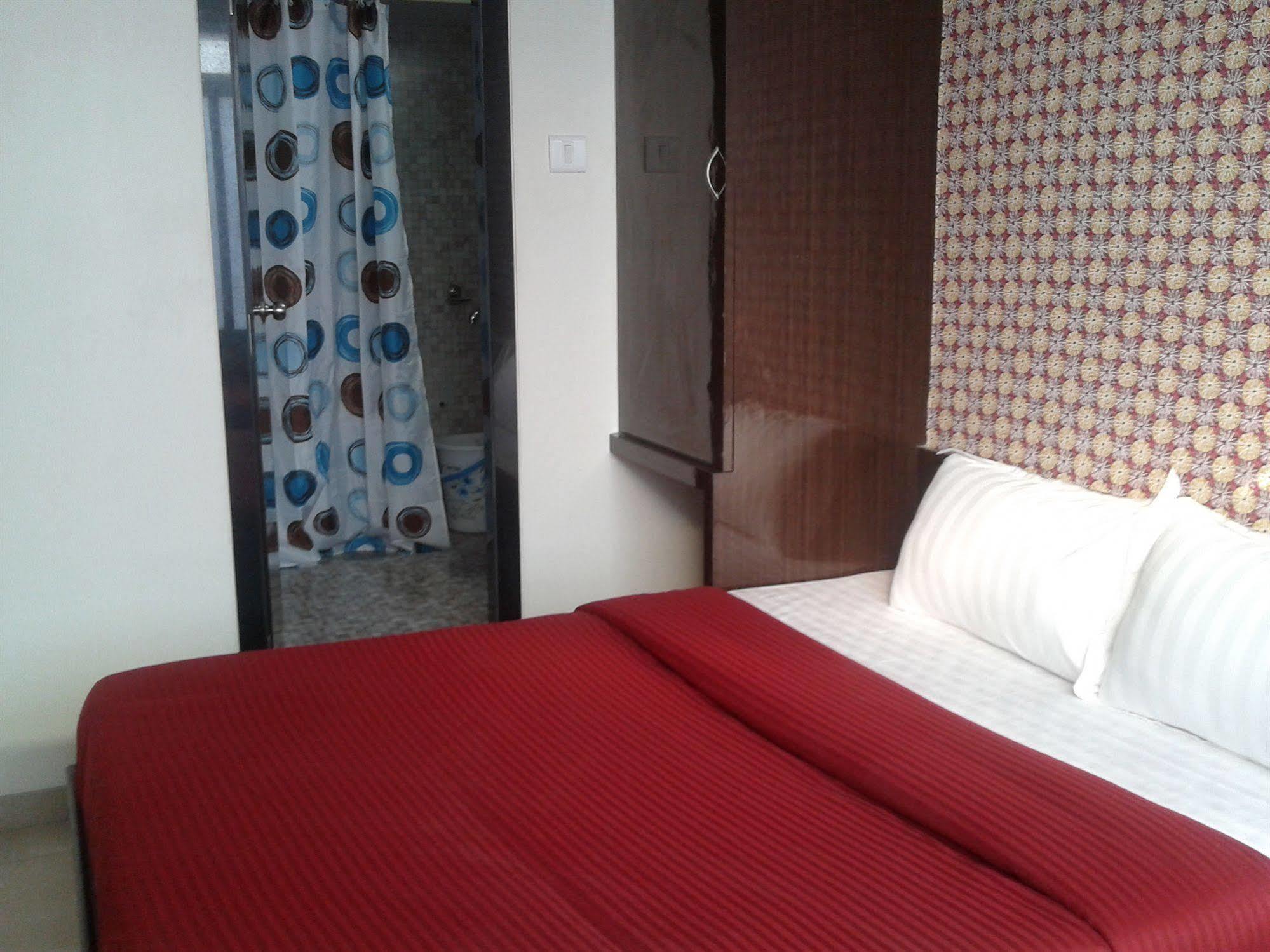 Skyway Apartment