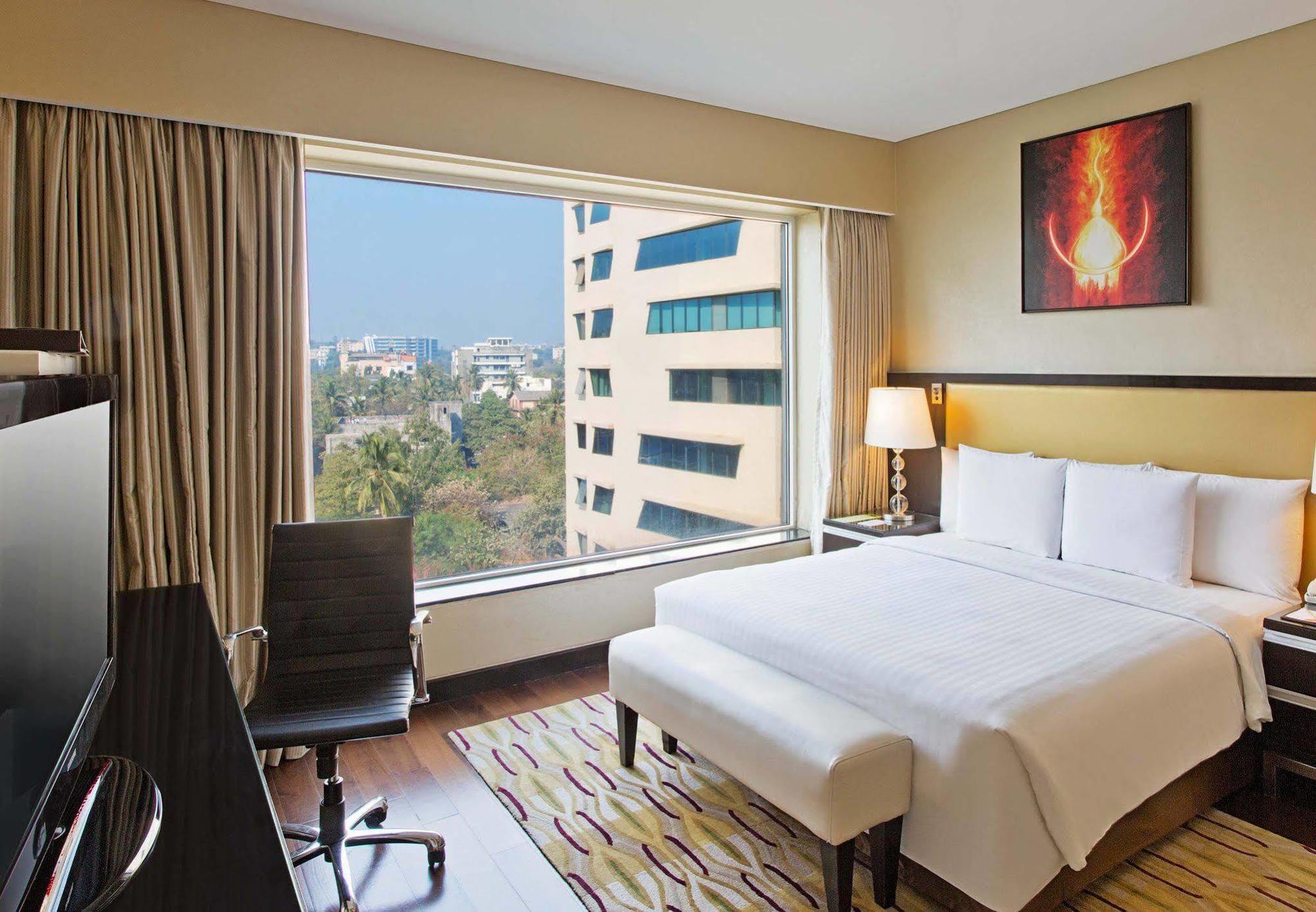 Hotel Courtyard By Marriott International Airport Bombaim