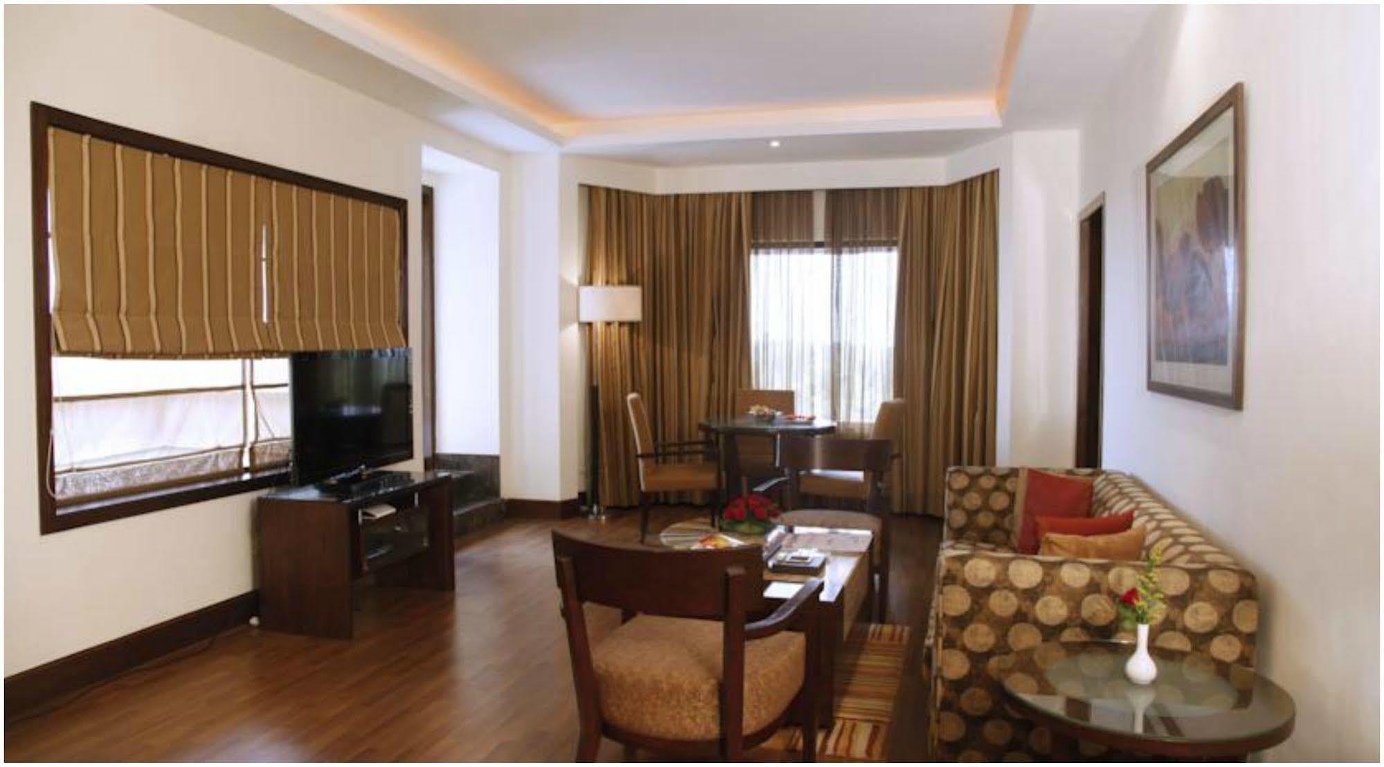 The Retreat & Convention Centre Mumbai