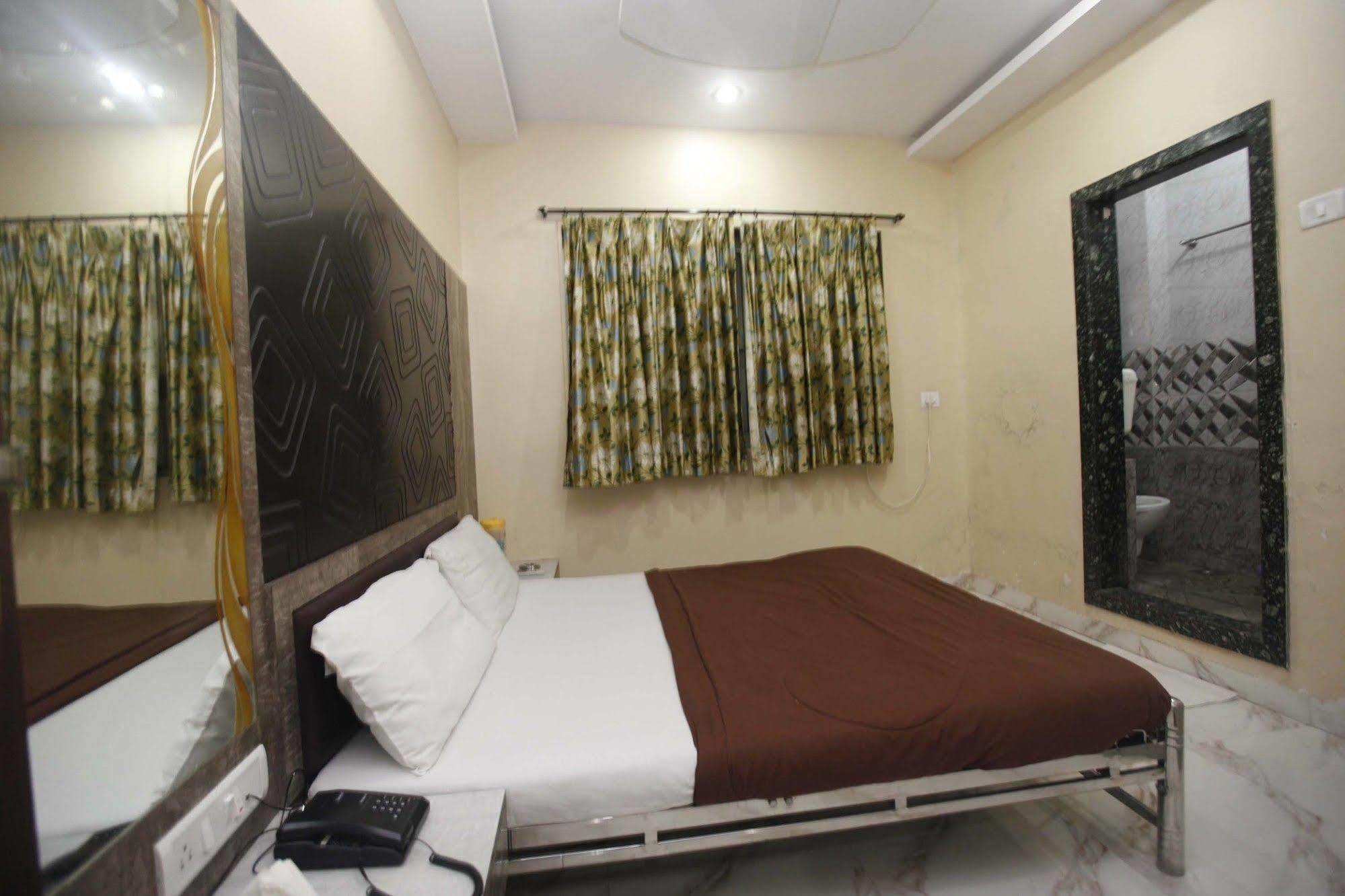 Al Madina Palace Hotel 2*
