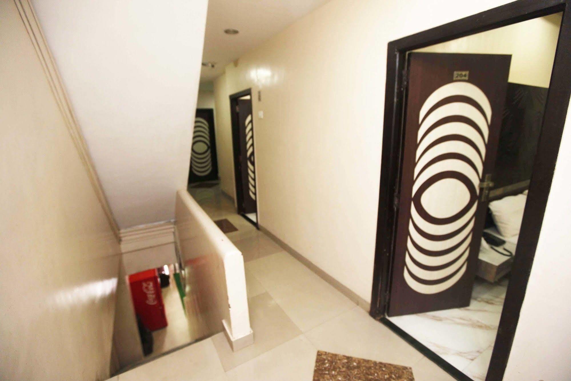 Al Madina Palace Hotel 2*