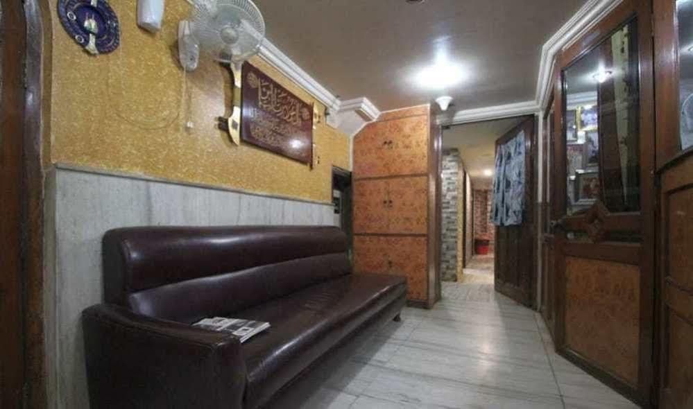 Hotel New India 3*