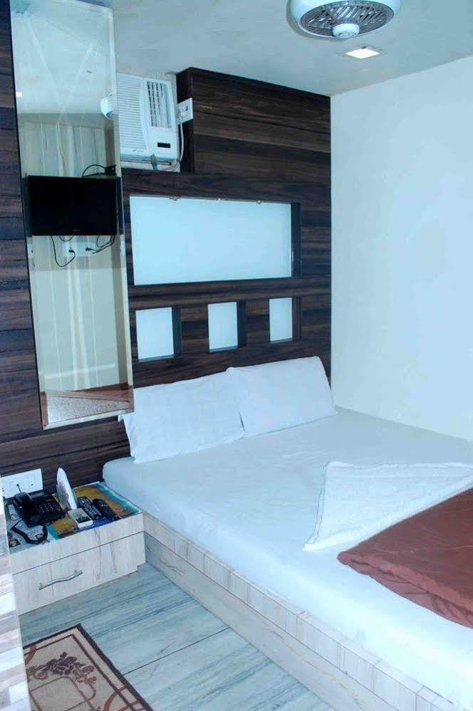 New India 3*