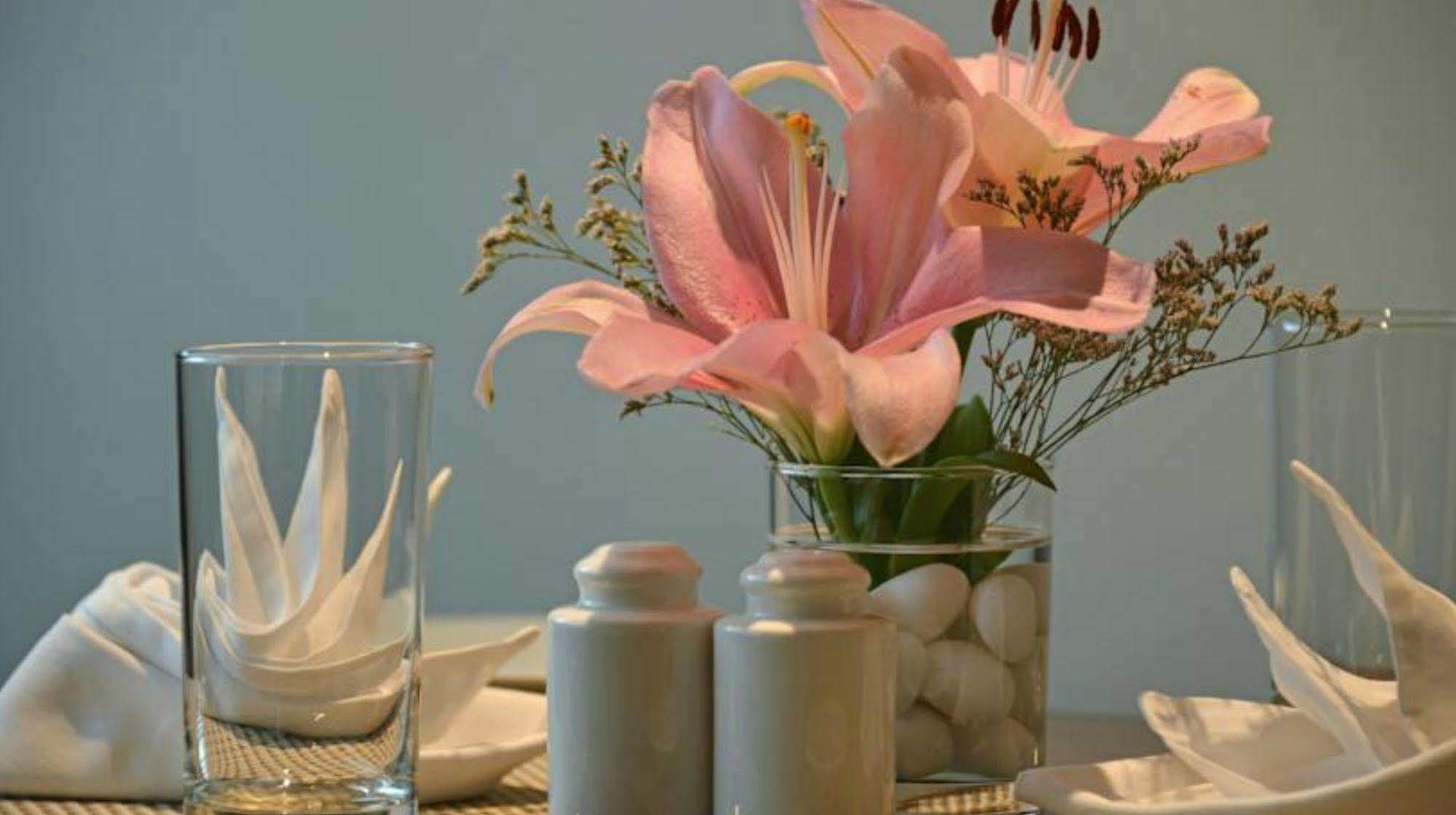 Hotel Residency Sarovar Portico