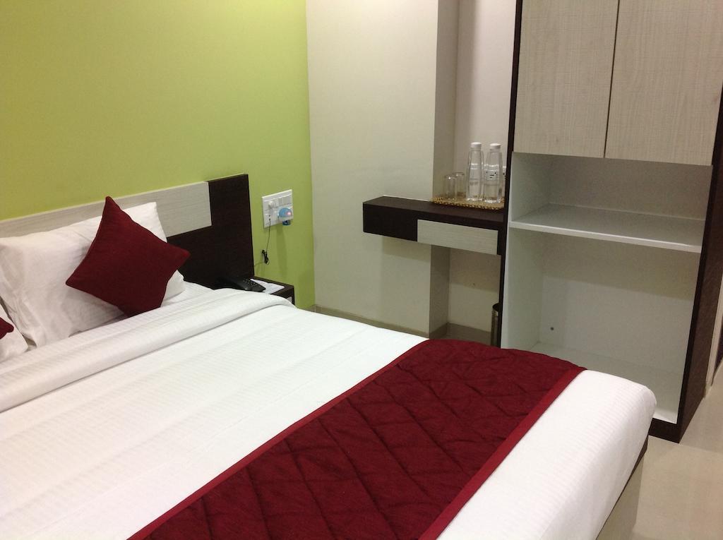 Hotel Nishita Residency
