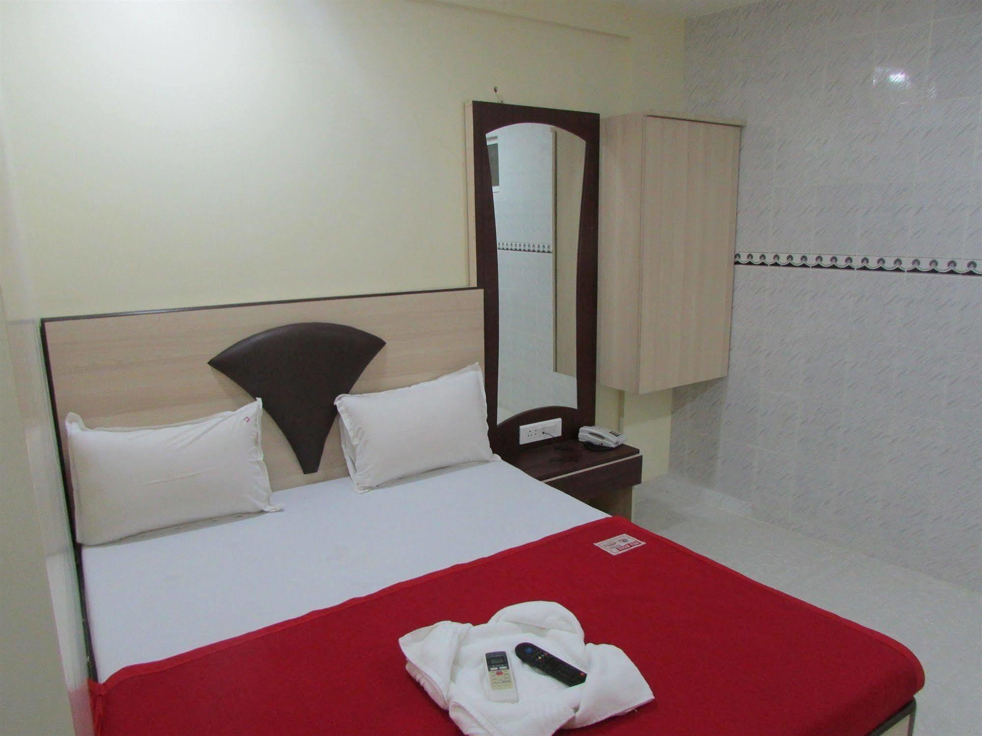 Royal Annex Hotel