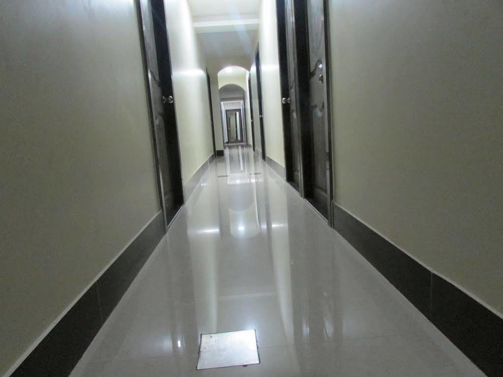Hotel Royal Annex 2*