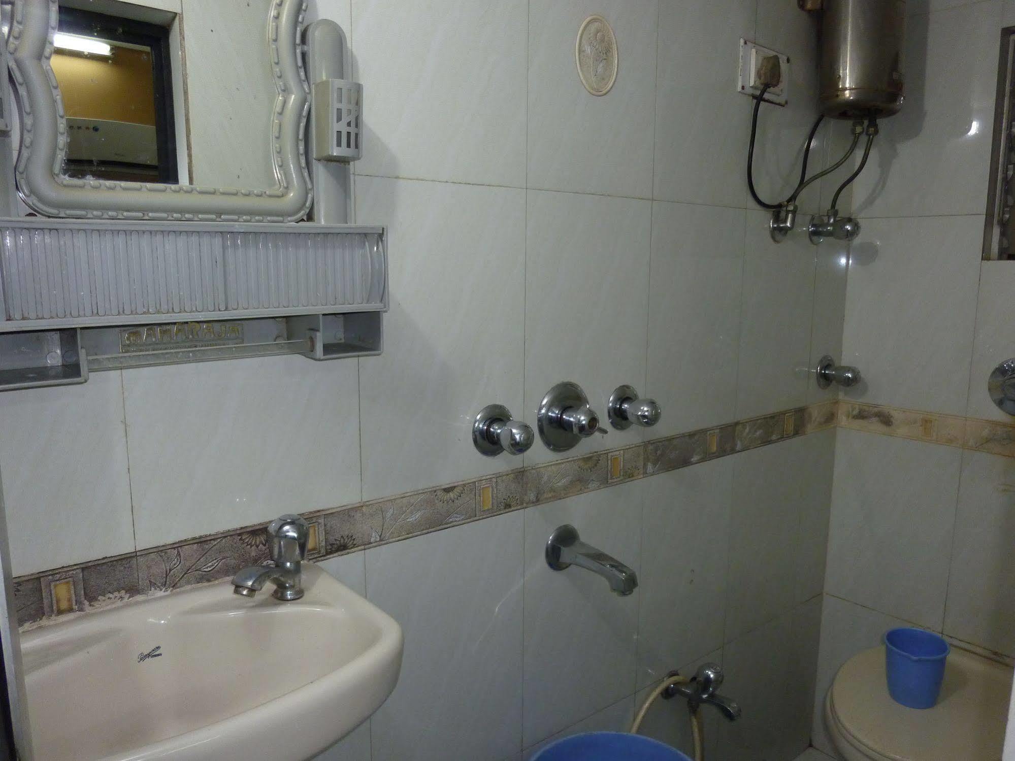 Fabexpress Satellite 3* Mumbai