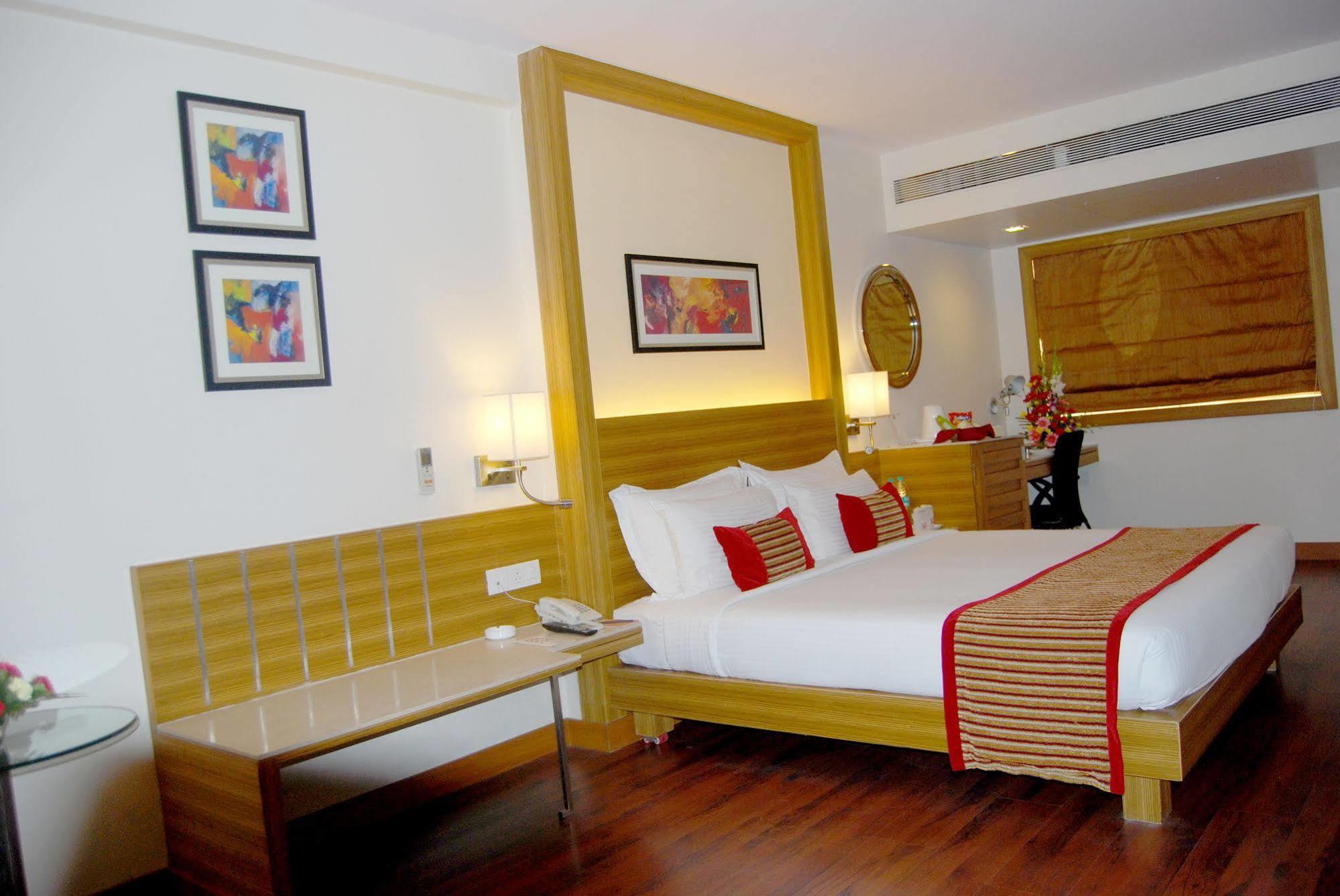 Hotel Heritage Formerly Known As Comfort Heritage 4*