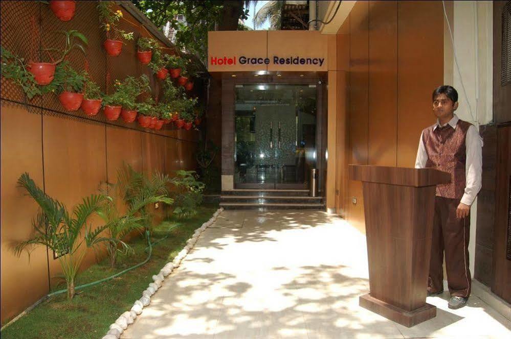 Hotel Grace Residency 3*