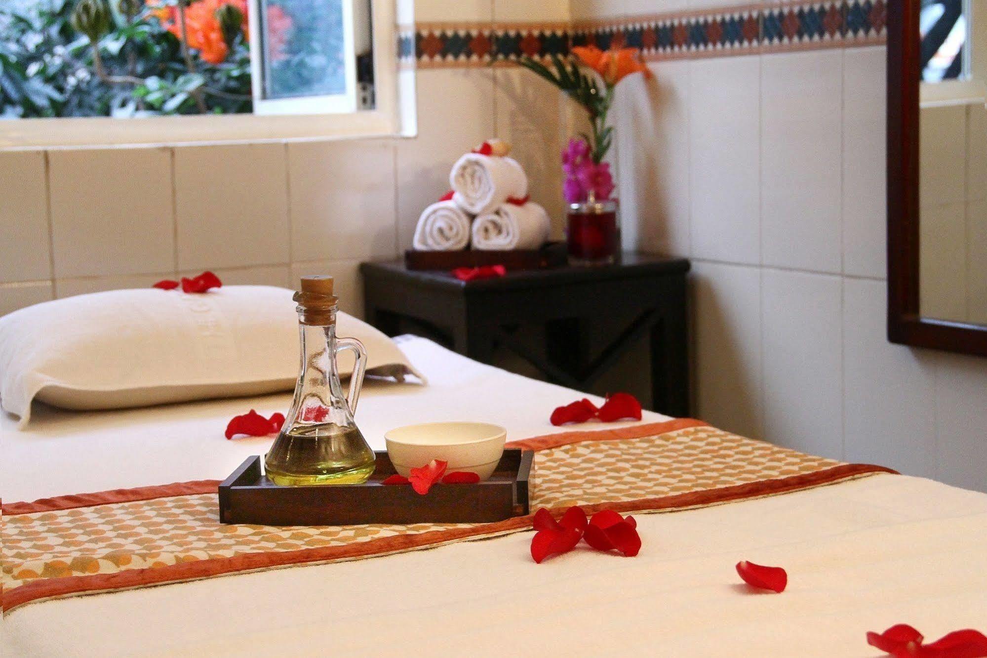 Aparthotel Grand Residency & Serviced 4*