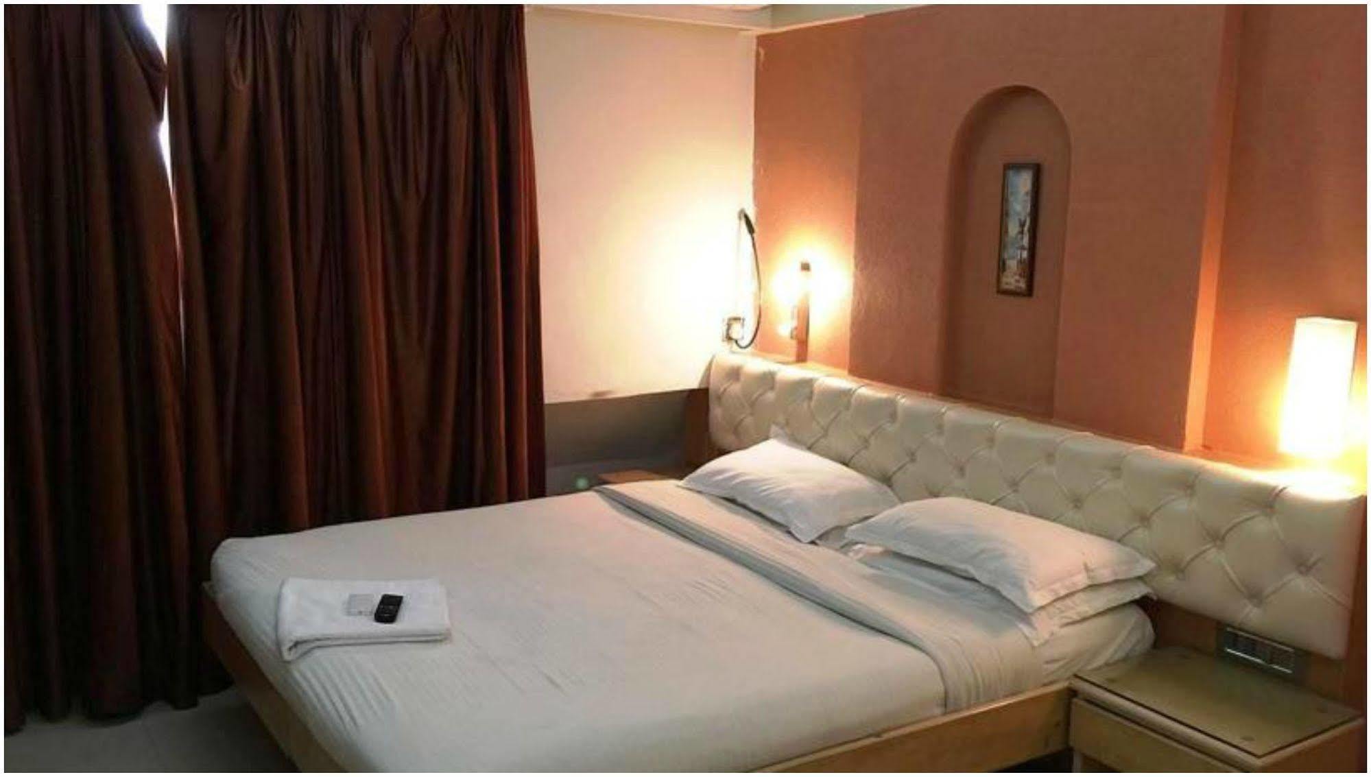 Milan International Hotel Mumbai