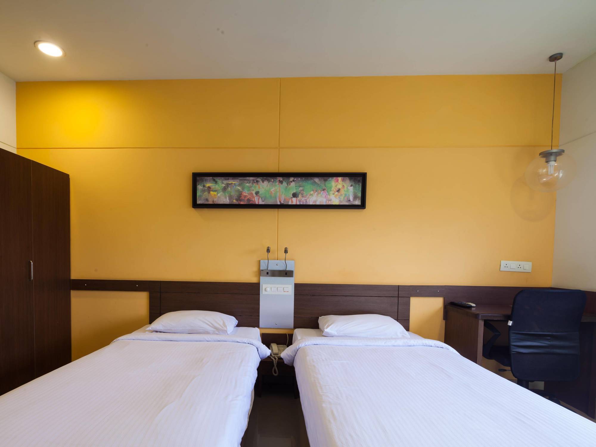 Andheri 3*