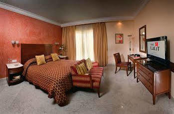 Hotel The Residency Mumbai