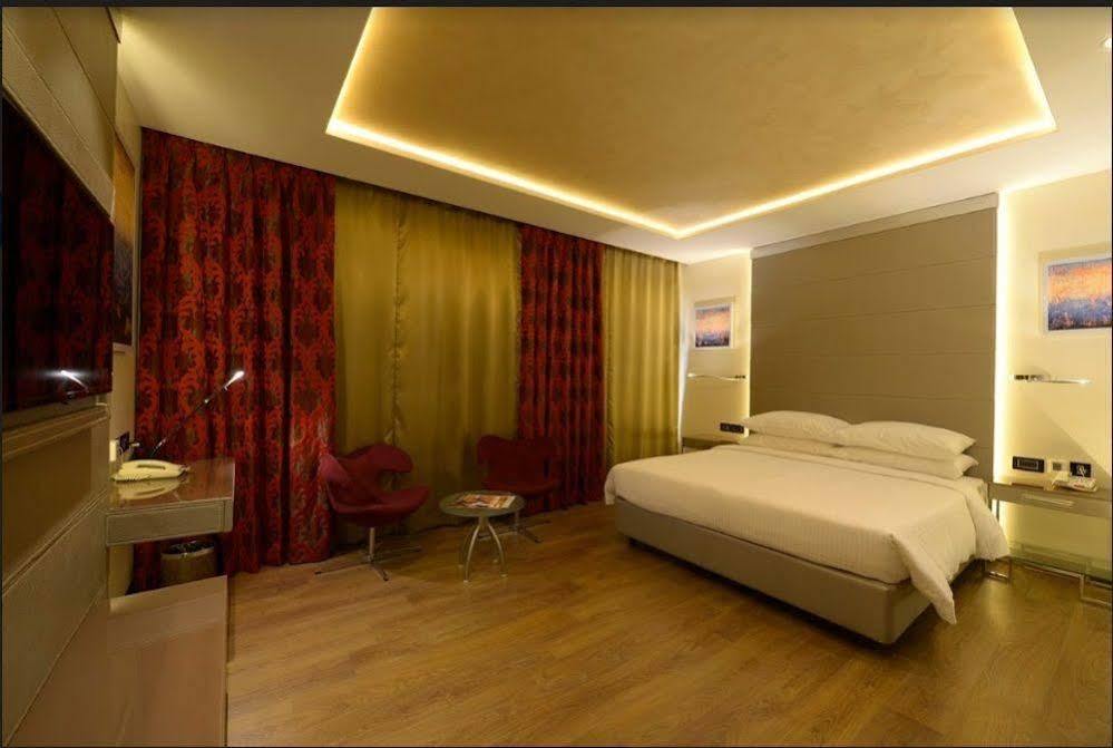 Hotel Genesis Near Airport