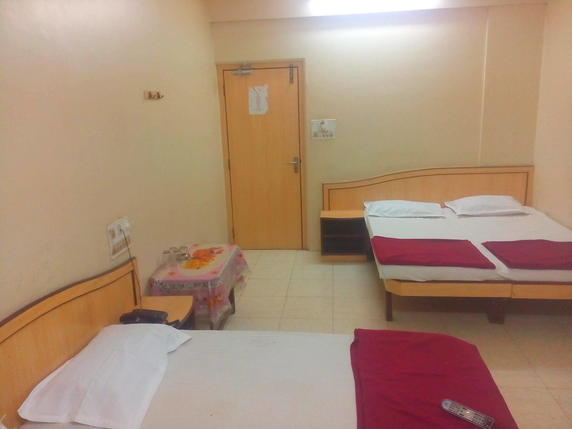 Sangam Guest house Mumbai