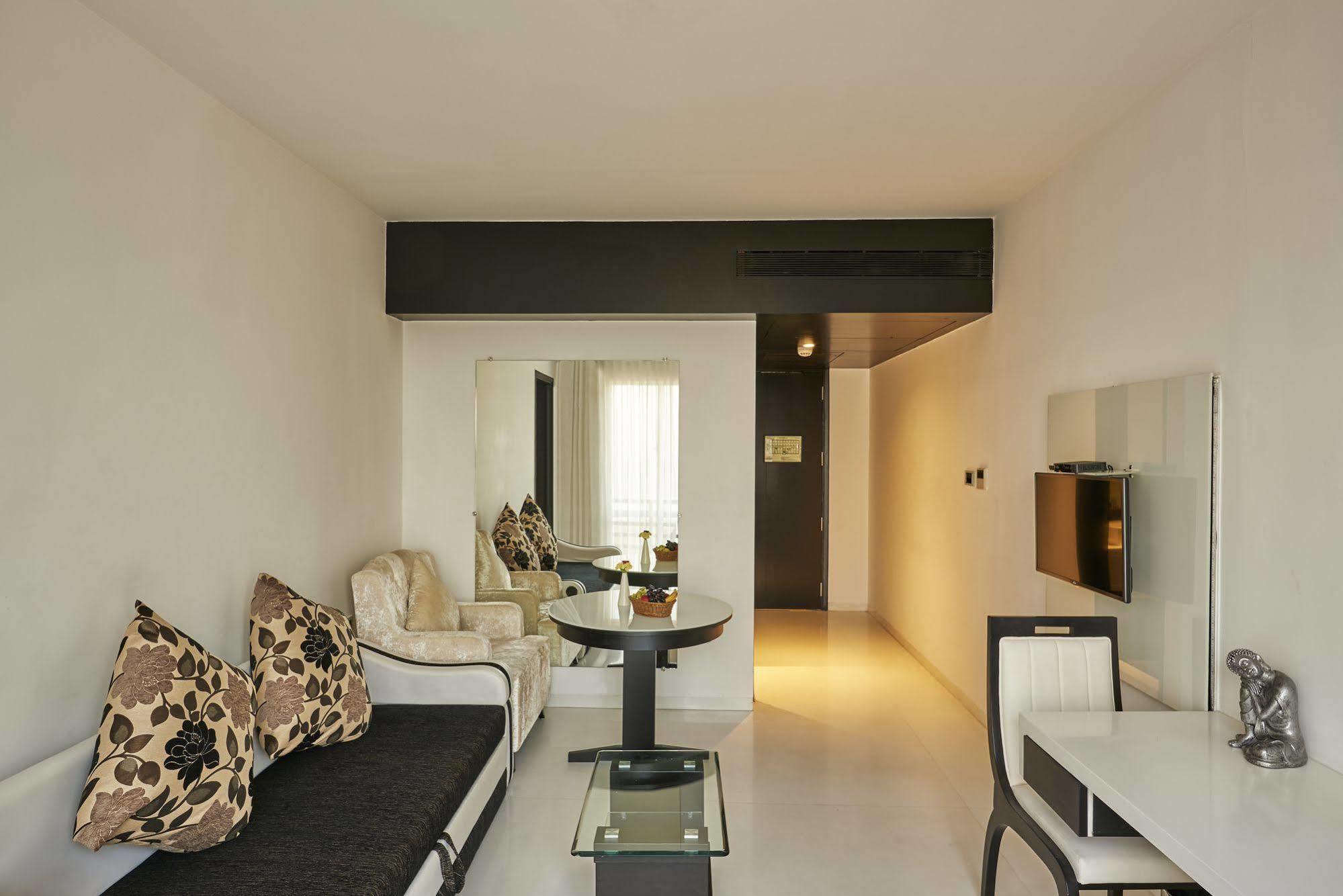 The E At Eskay Resorts 5*