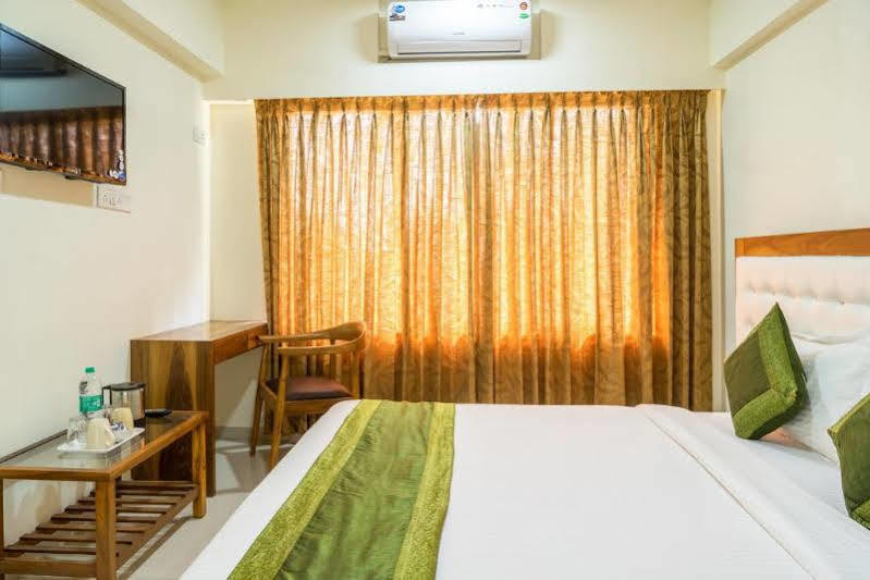 Oyo 11441 Casa Roomz Powai