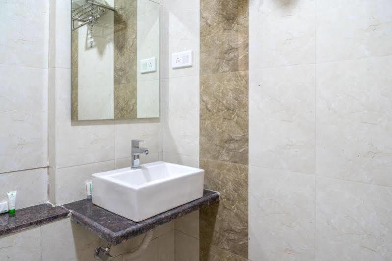 Hotel Oyo 11441 Casa Roomz Powai Mumbai
