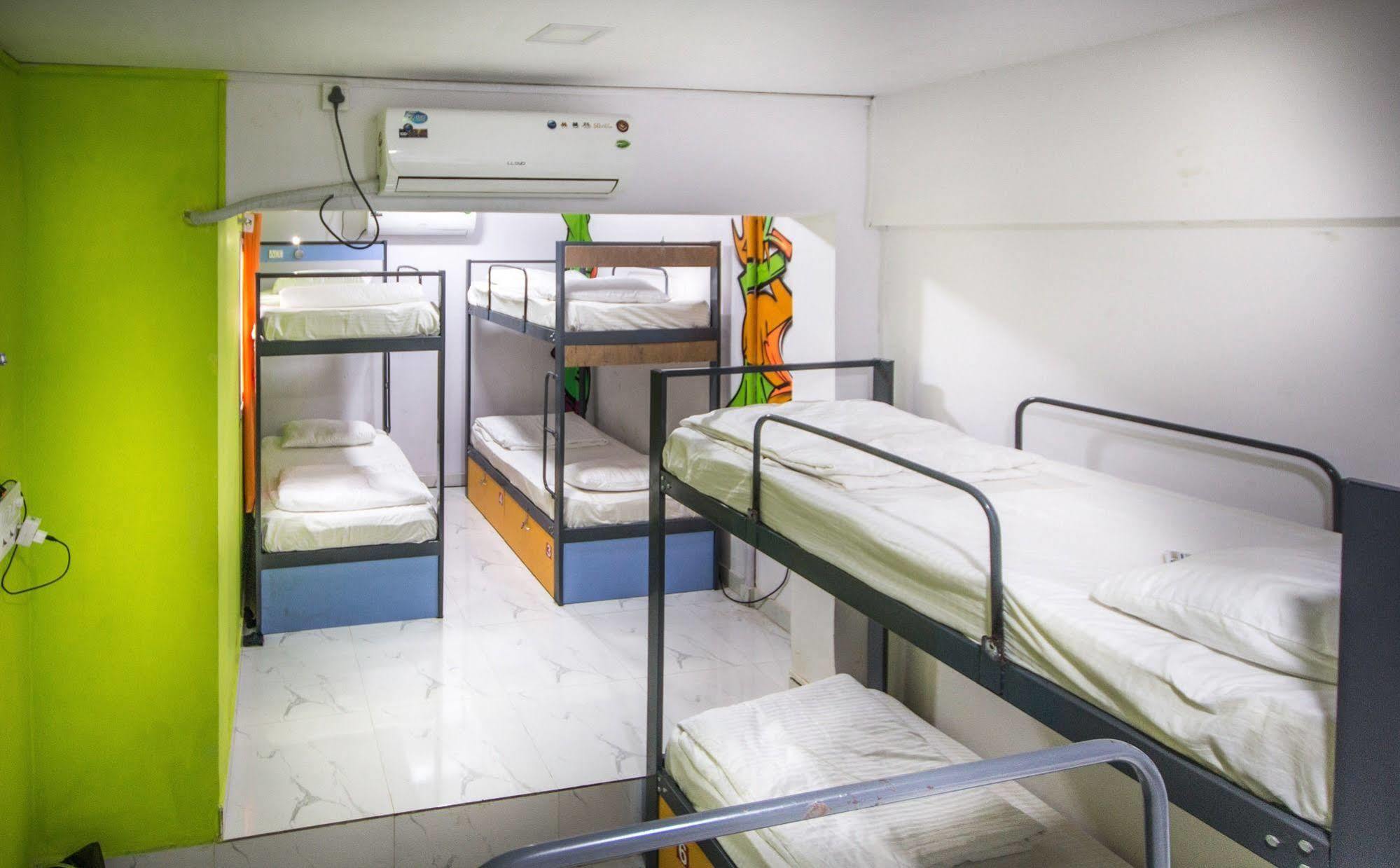 Backpackers Villa Mumbai Hostel