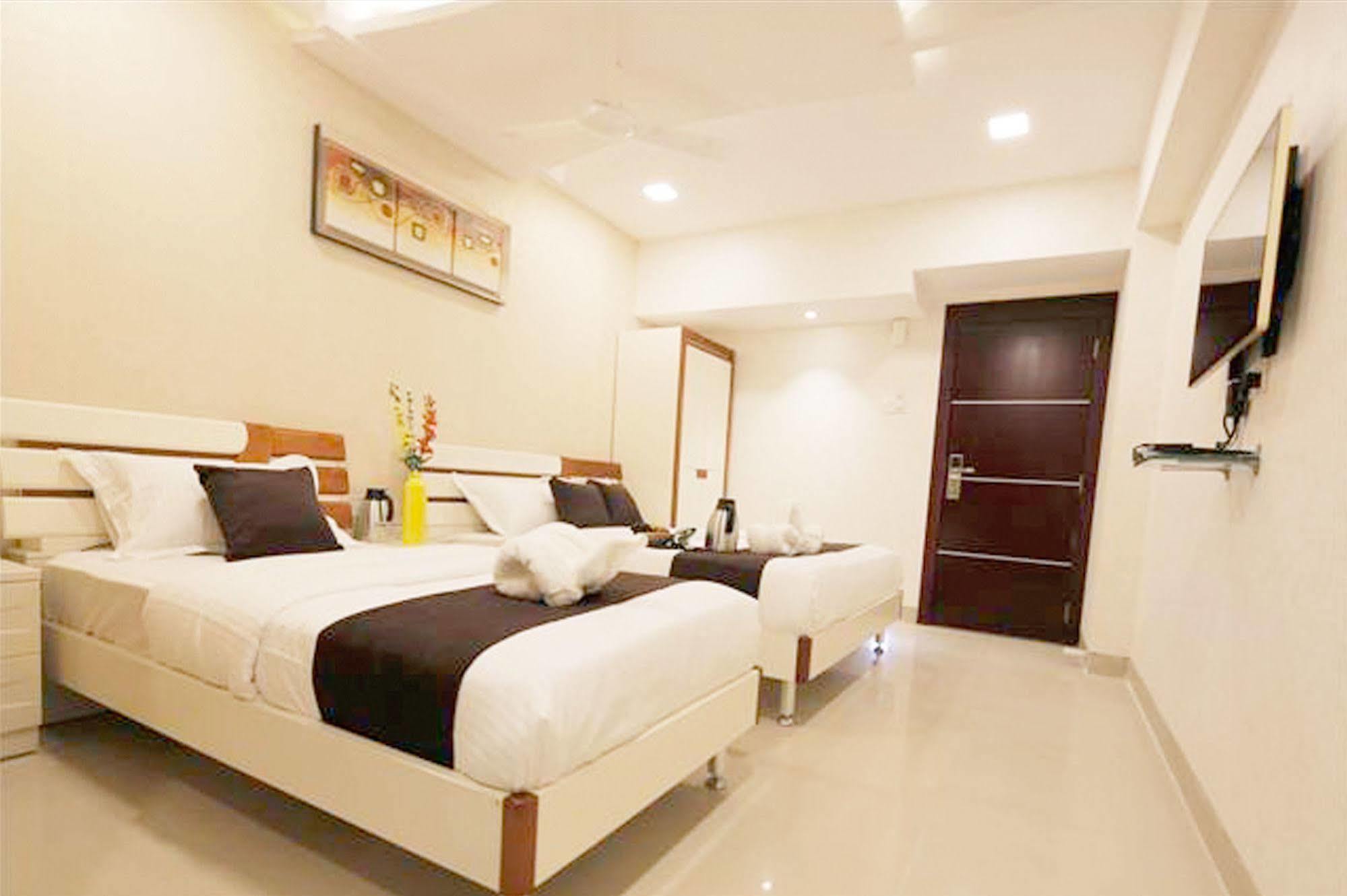 Fabexpress Annex Executive Andheri East Hotel Bombaim