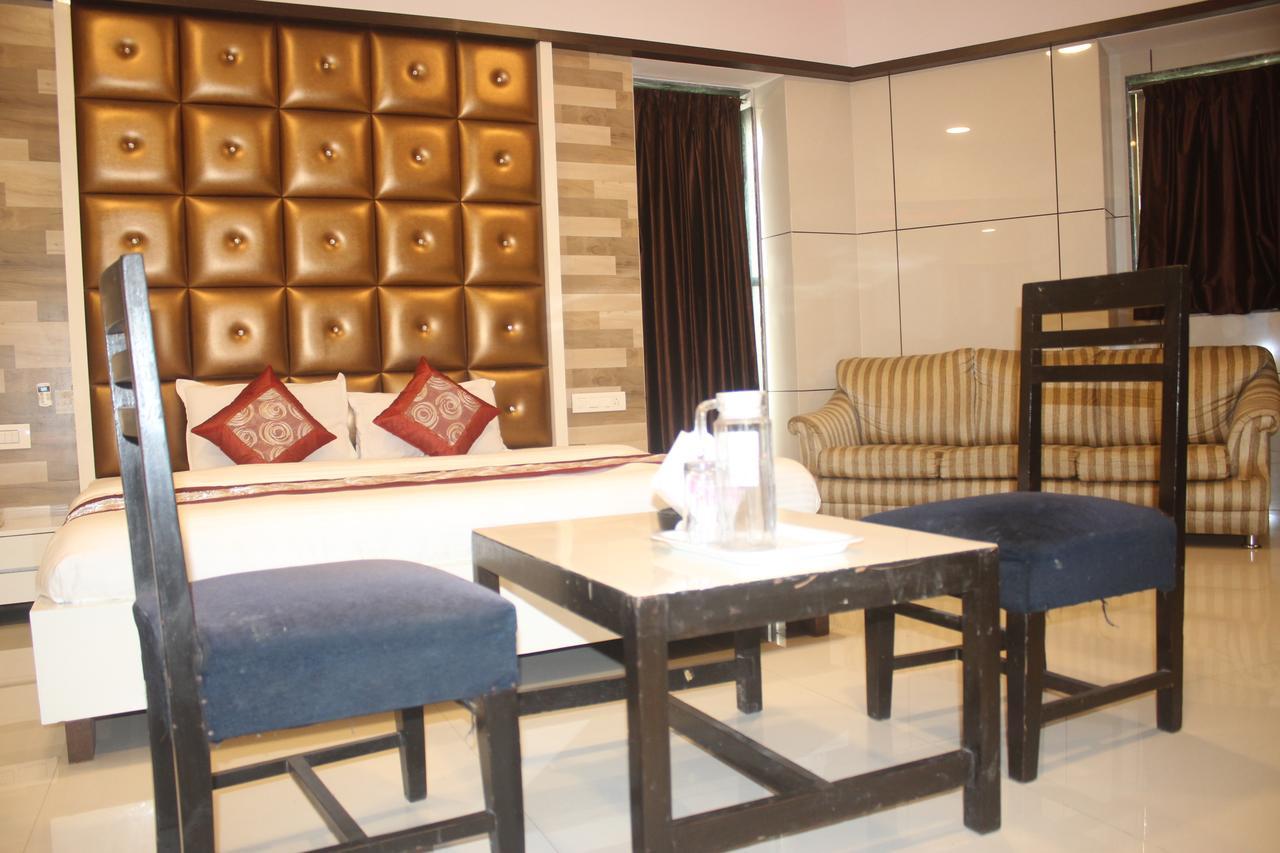 Hotel Celeste, Colaba