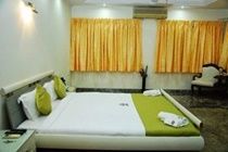 14 Square Powai- Atharva Apartment *