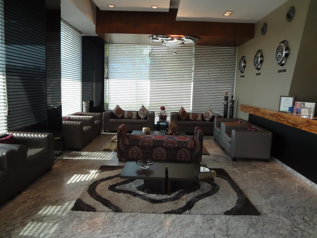 Suba International Sahar Road 4*