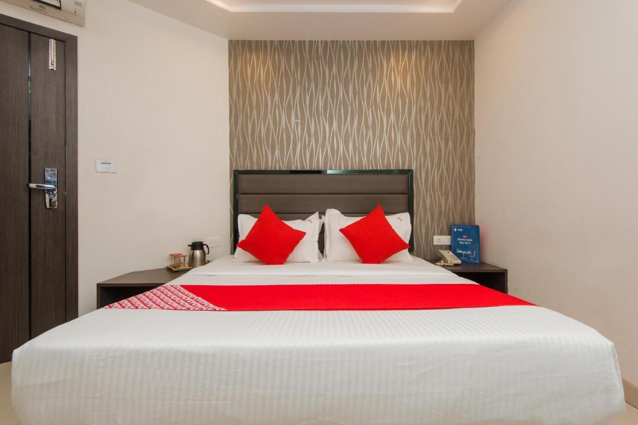 Hotel Oyo 8690 Kalpana Elite Bombaim