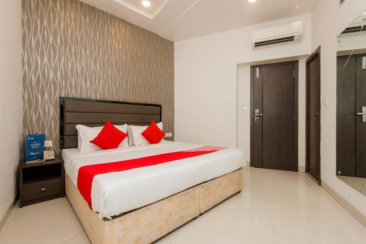 Oyo 8690 Kalpana Elite Hotel