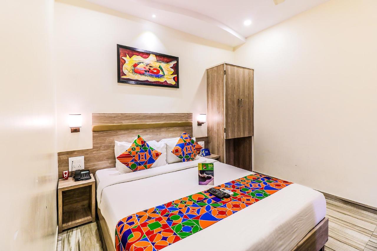 Fabhotel Aksa International Hotel