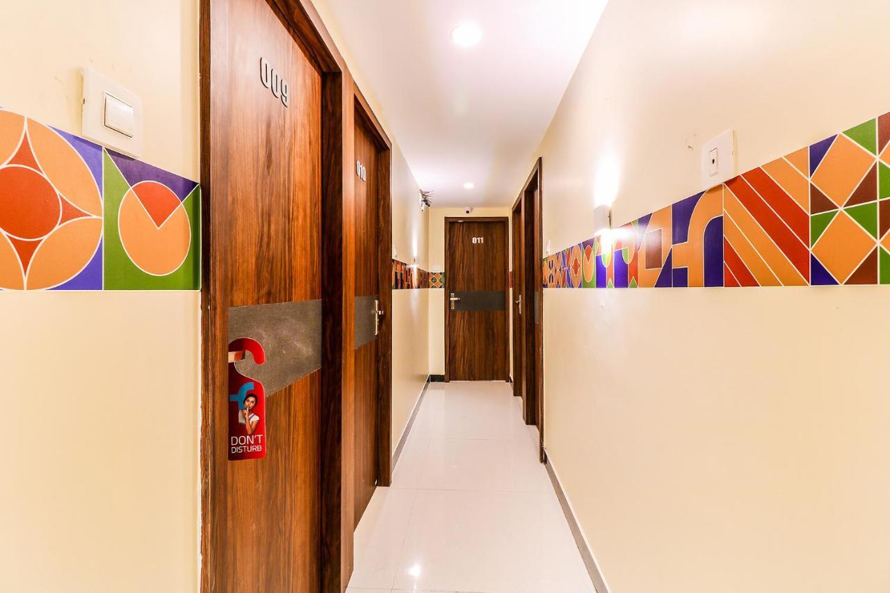 Garden Creek Residency Near Airport 3*