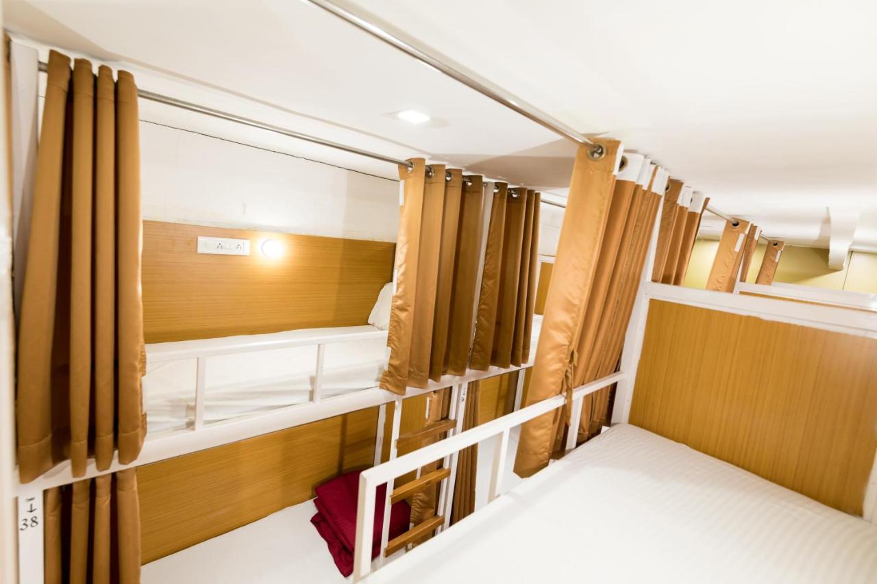 Inn Backpackers,airport 2*
