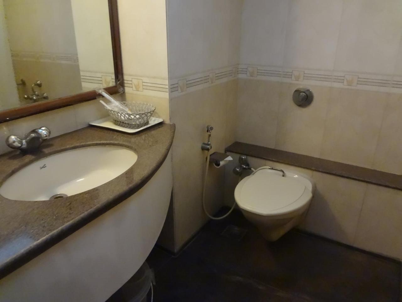 Solitaire Hotel 3*