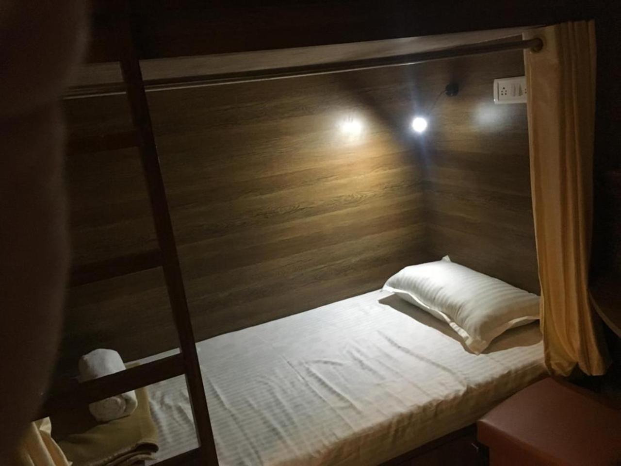 Ample Hostel