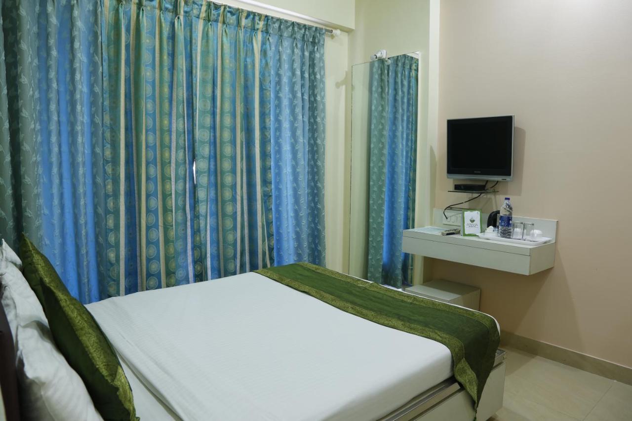 Seven Serviced Bandra East Mumbai