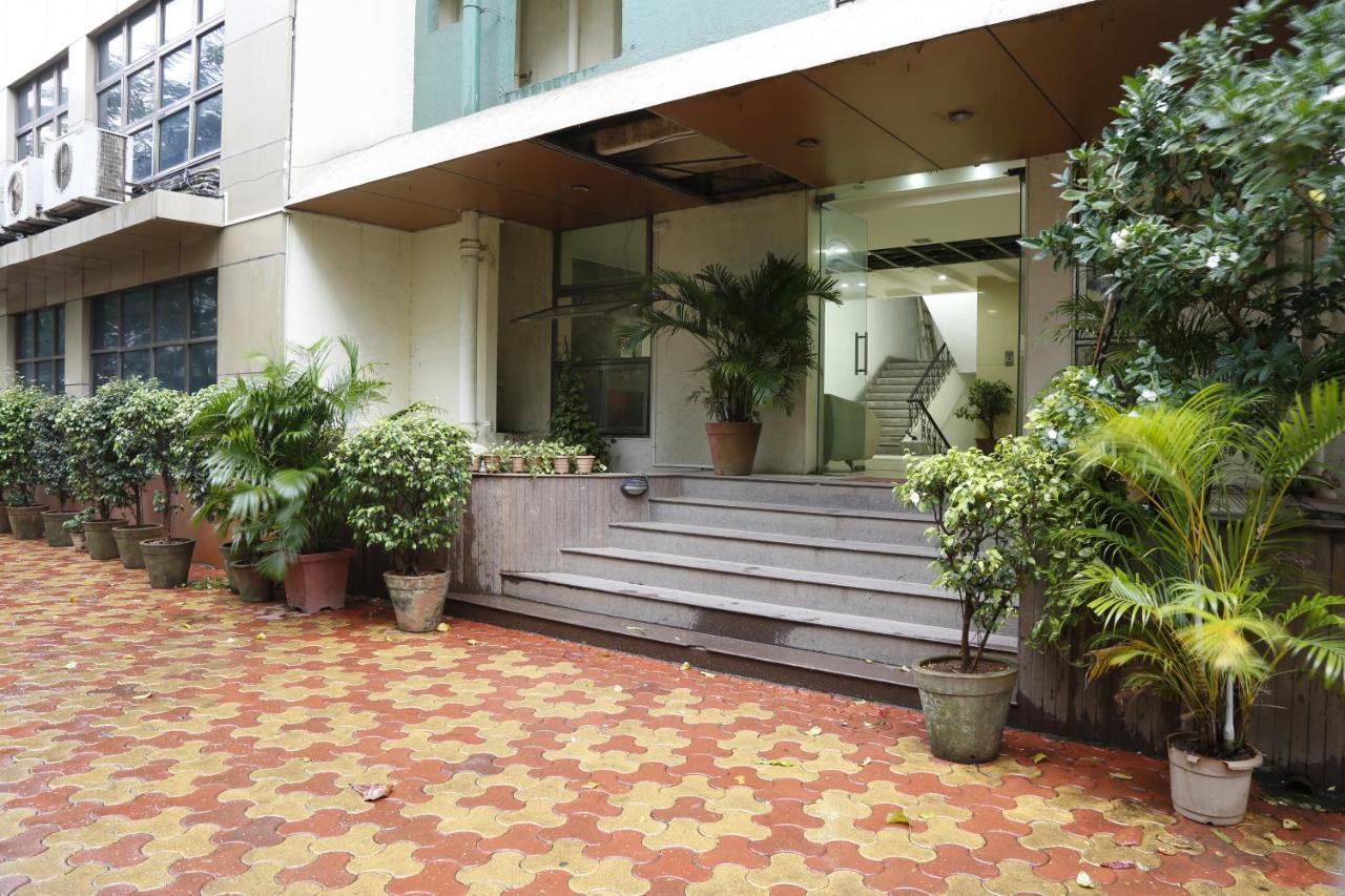 Seven Serviced Bandra East Guest house