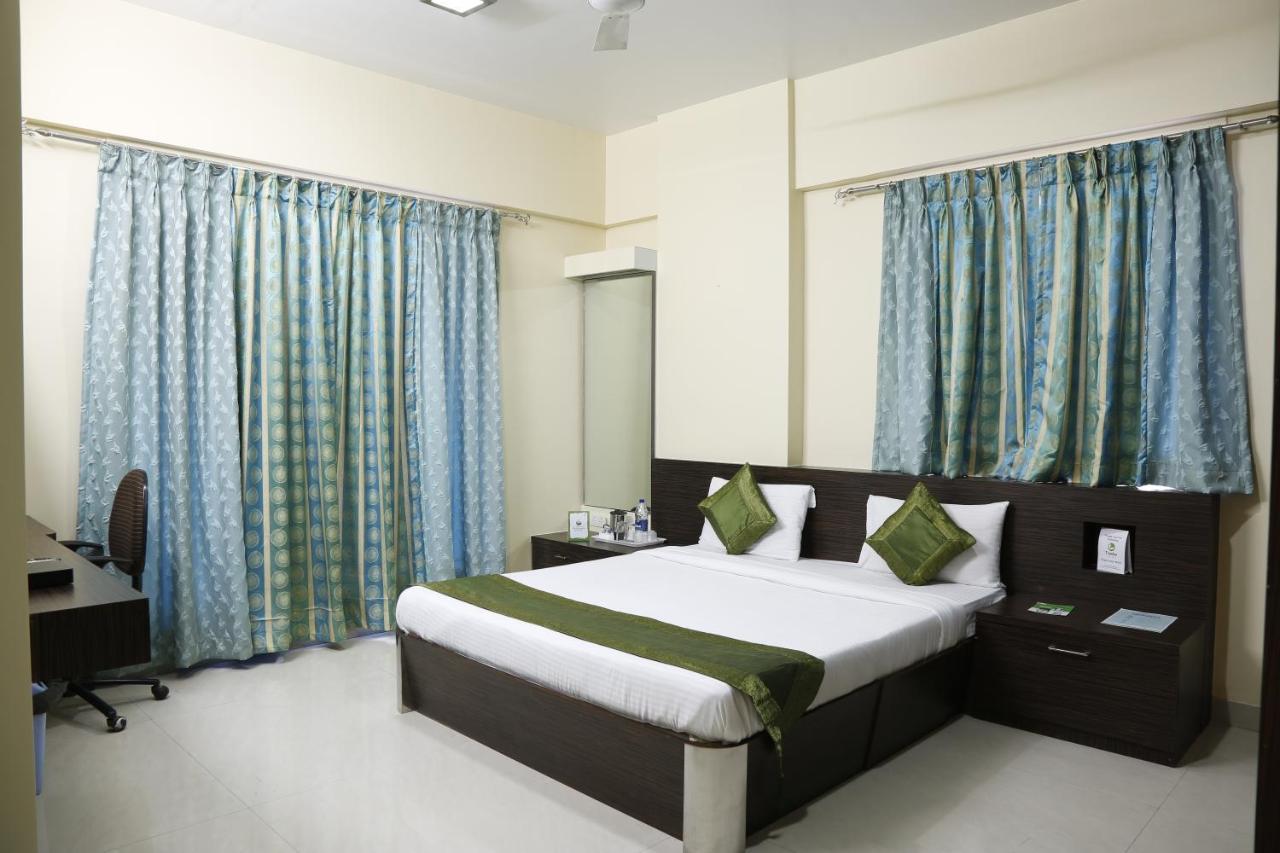 Seven Serviced Bandra East Guest house Mumbai