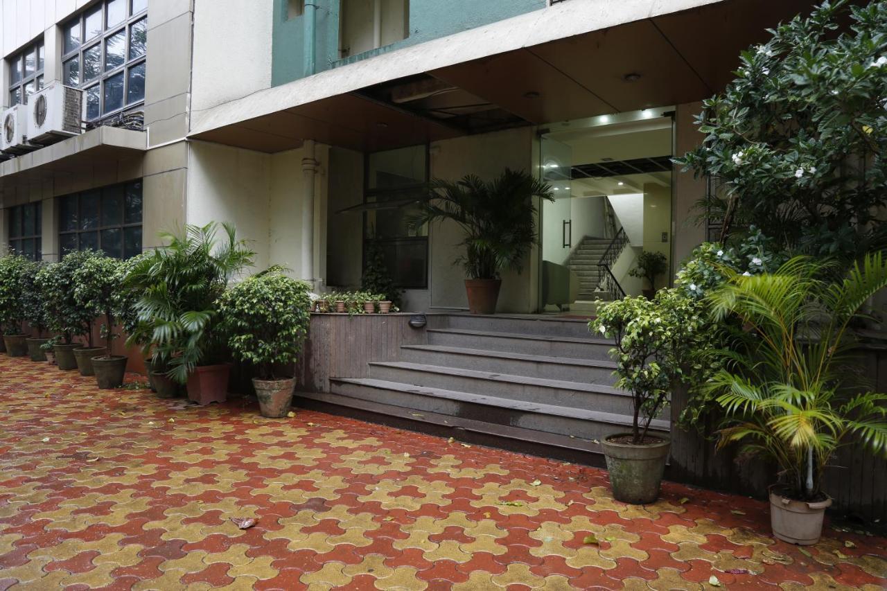 Seven Serviced Bandra East Guest house Mumbai