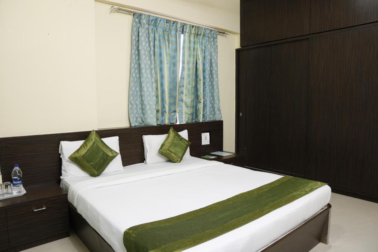 Seven Serviced Bandra East Guest house Mumbai