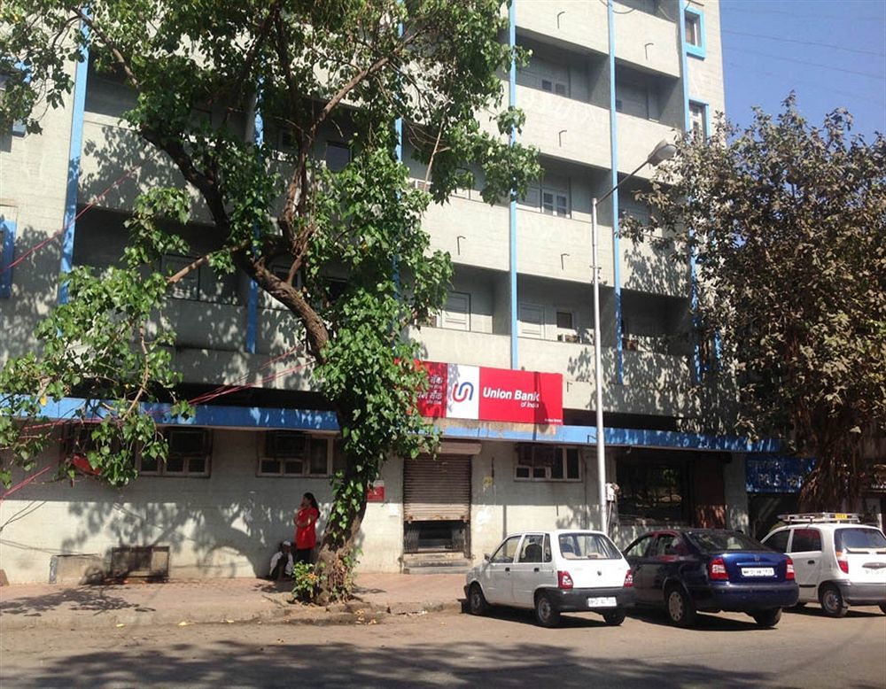 Pals Hotel