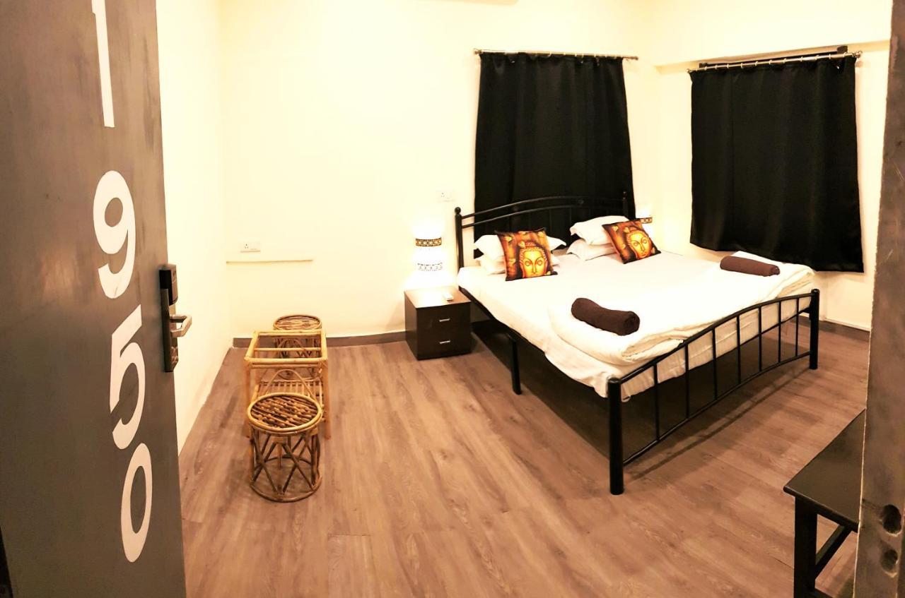 Bollywood Hostel *