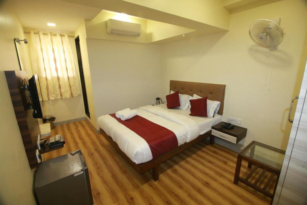 Alfa International Near Nanavati Hospital Near Airport Near Juhu Mumbai