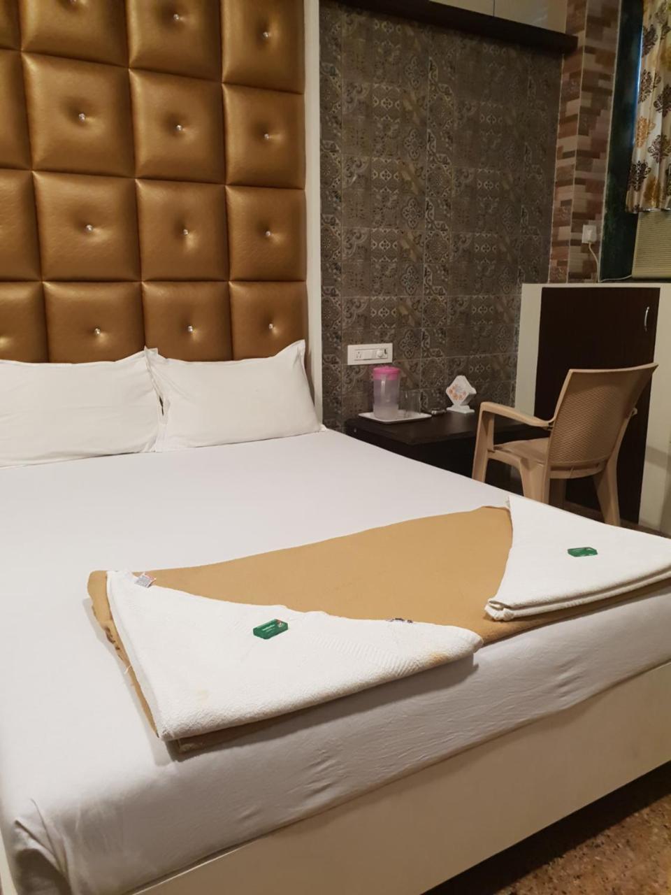 Hotel Celeste, Colaba