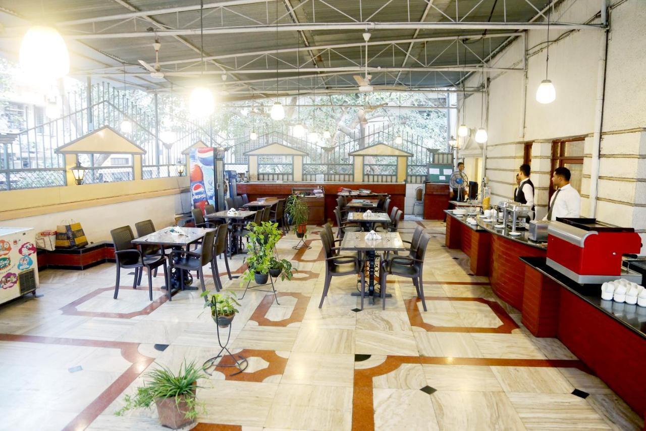 Kohinoor Park 3*
