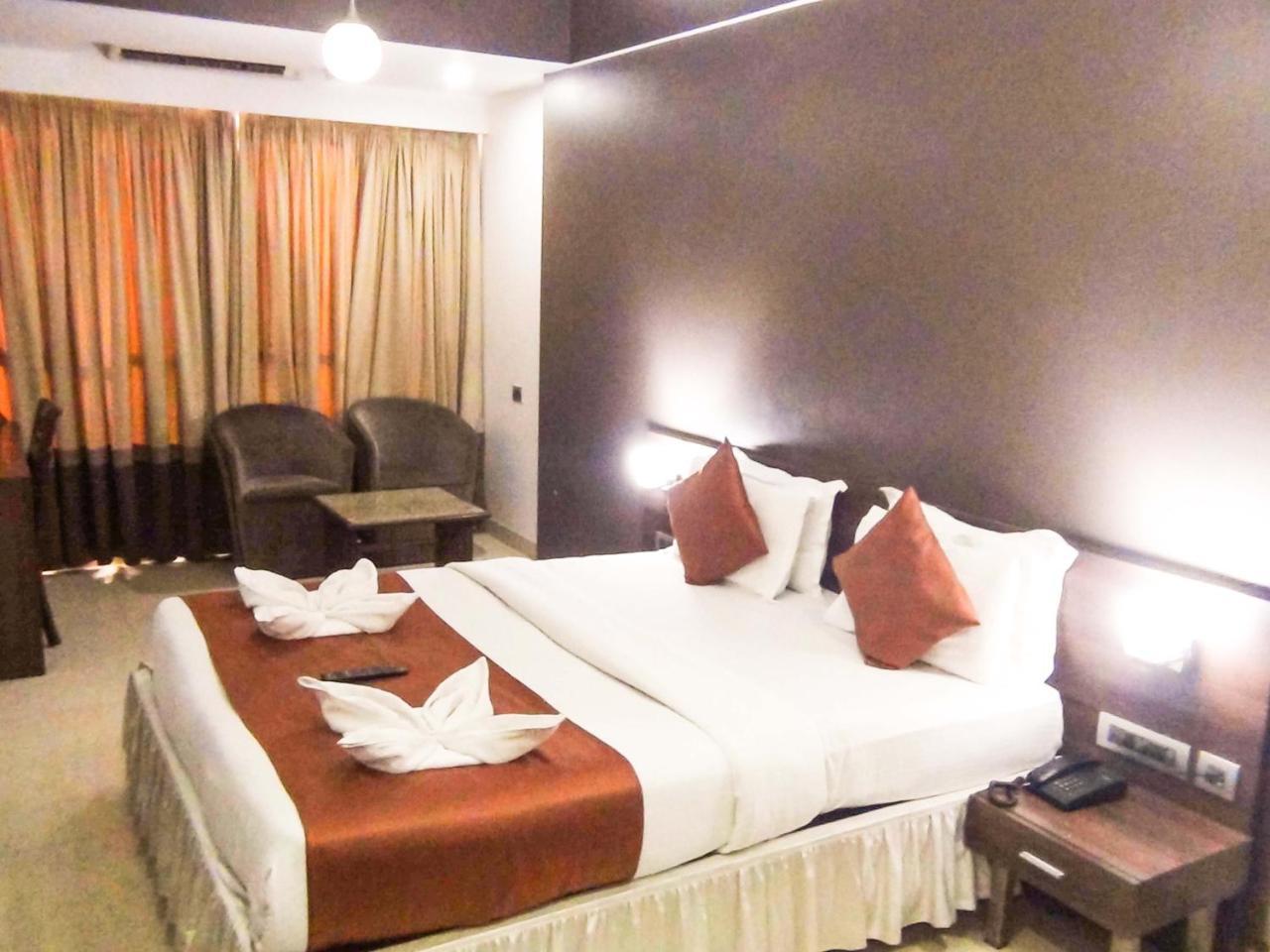 Imperial Executive, Andheri 3*
