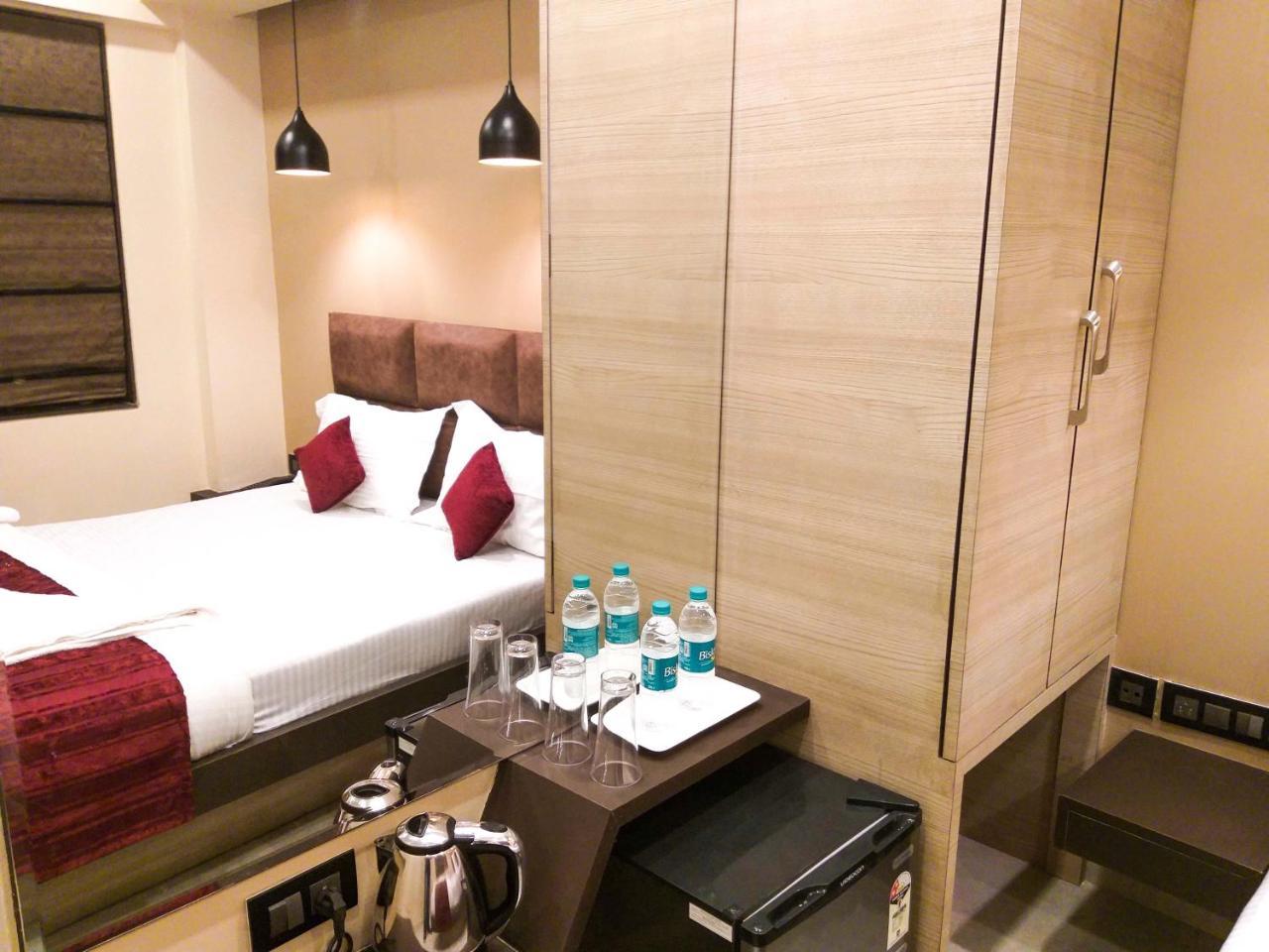 The Fountain - Hotel Bombaim