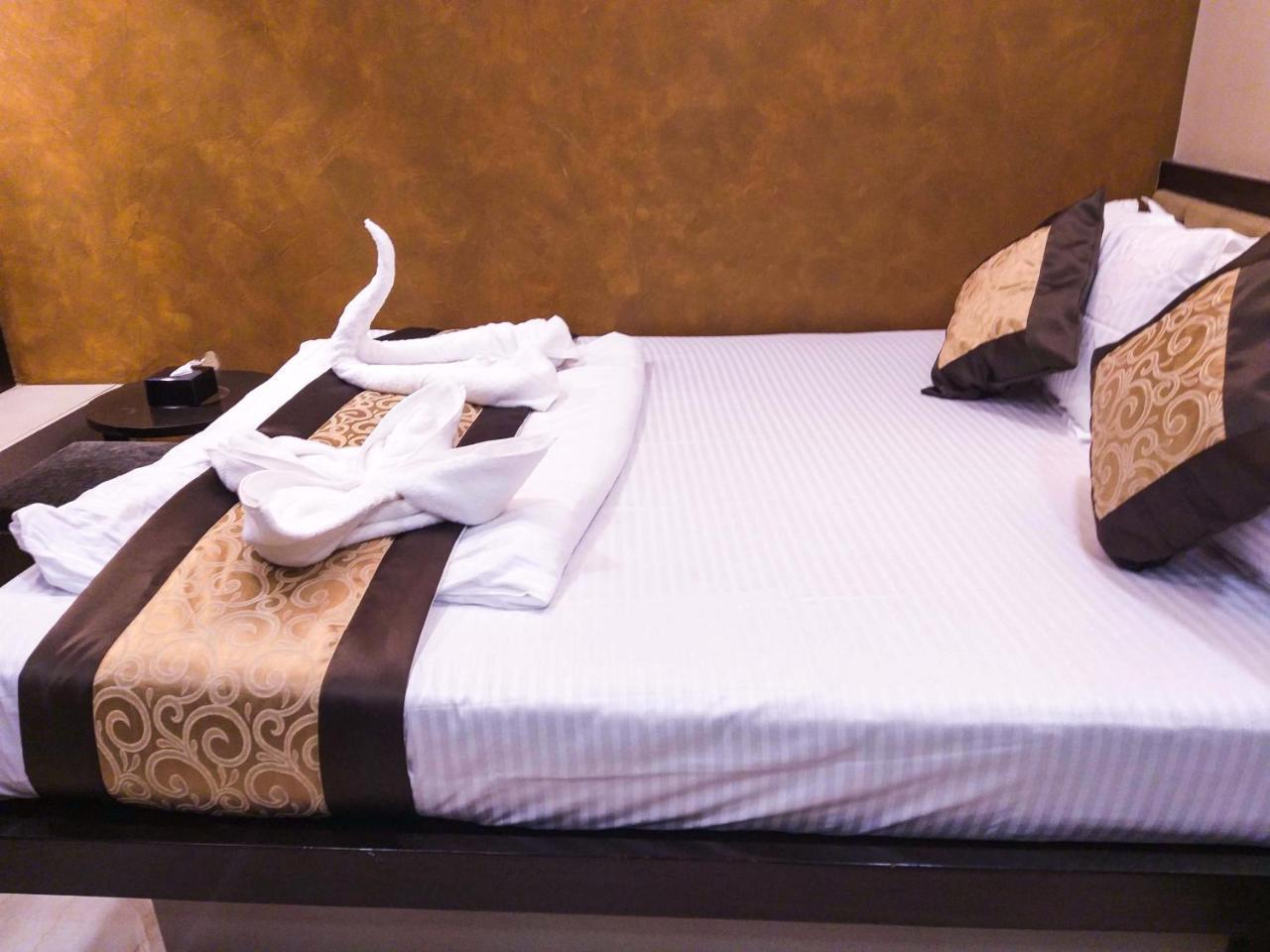 Hotel Colaba Suites - Near Taj Hotel, Bombaim