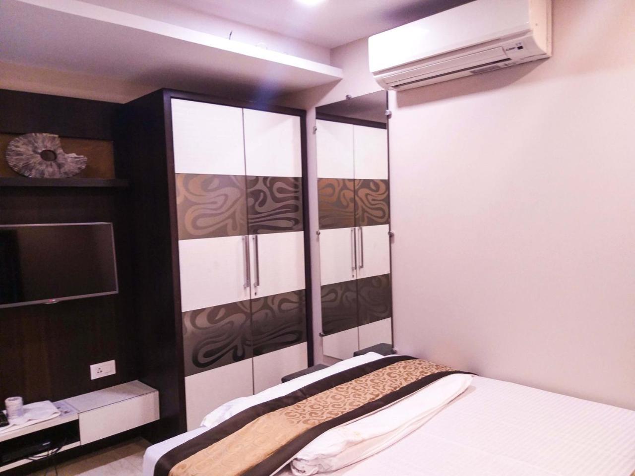 Colaba Suites - Near Taj Hotel, Bombaim